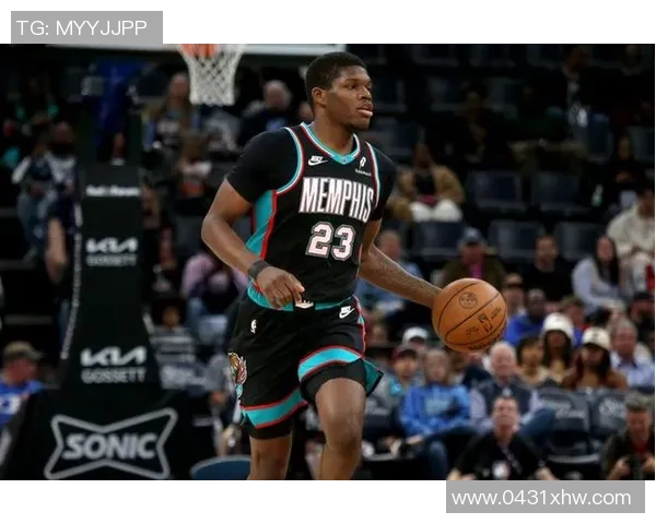卡布表现抢眼贡献17分5板4助科沃德火力全开斩获27分弗拉格双十助力球队胜利